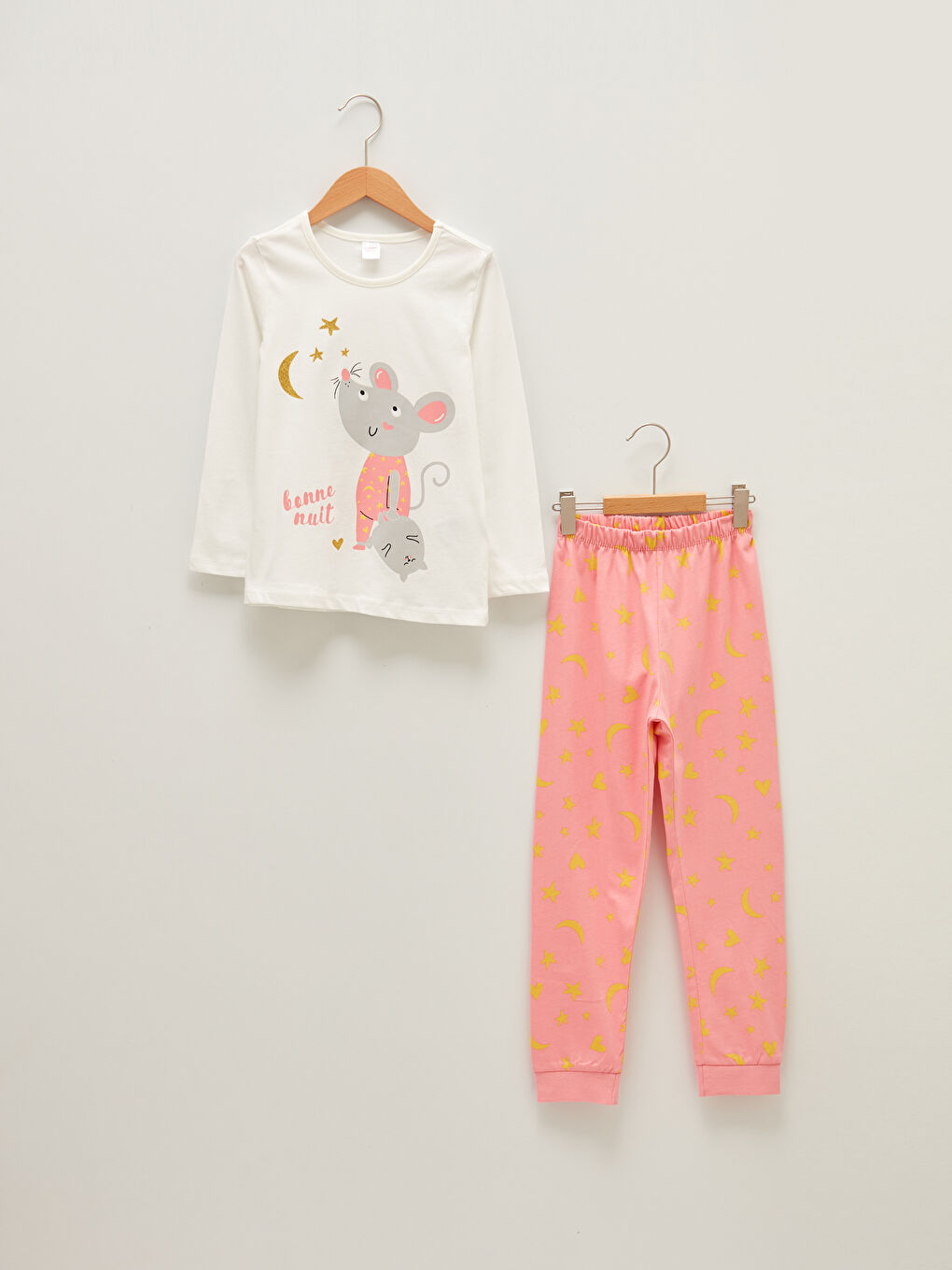 طقم بيجاما للبنات برقبة دائرية وكم طويل ومطبوع