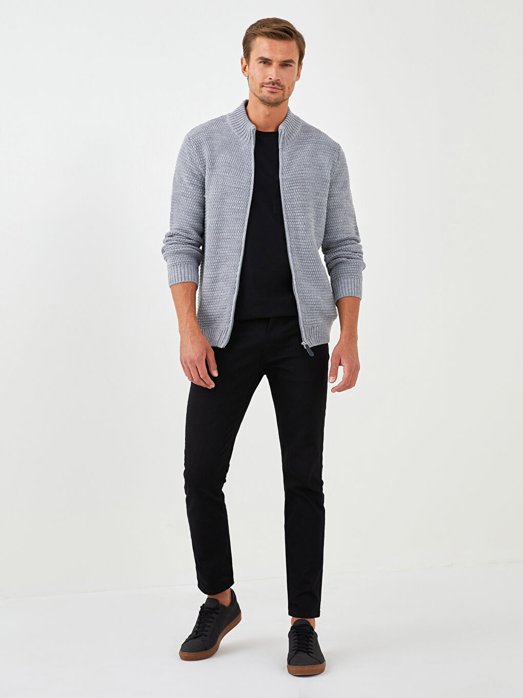 Cardigan en Tricot à Manches Longues avec Col Roulé pour Hommes de Coupe Standard-2
