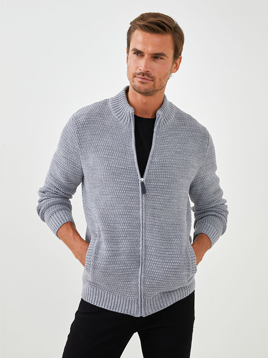 Cardigan en Tricot à Manches Longues avec Col Roulé pour Hommes de Coupe Standard-1