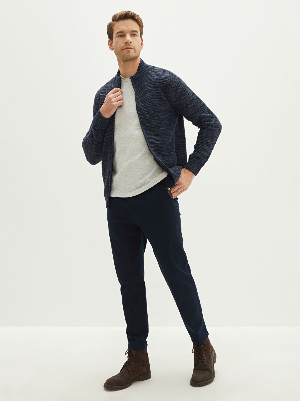 Cardigan en Tricot à Manches Longues avec Col Roulé pour Hommes de Coupe Standard-2