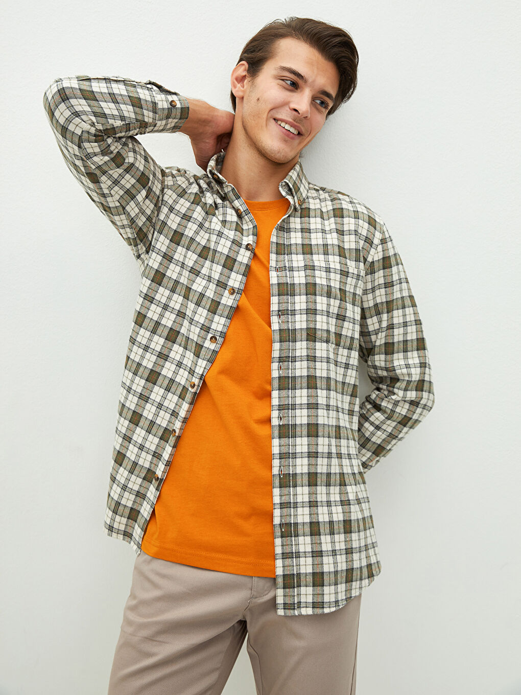 LCWAIKIKI Classic Regular Fit Long Sleeve Plaid Men's Shirt -W13000Z8-LMU