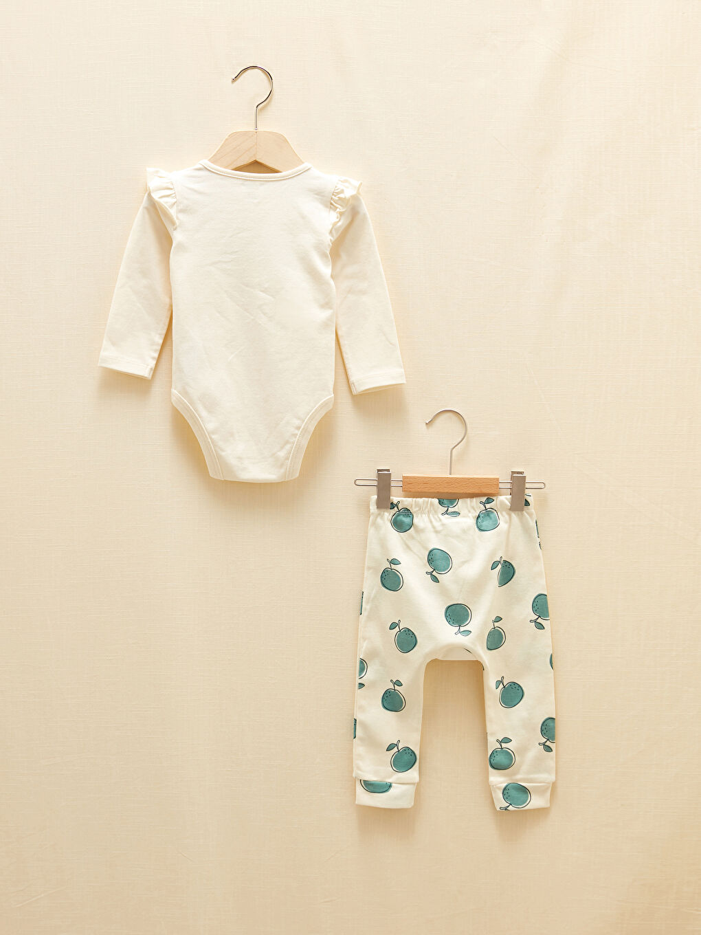 Crew Neck Long Sleeve Printed Baby Girl's Snap Fastener Body Pants and Hair Band 3-Piece Set-1