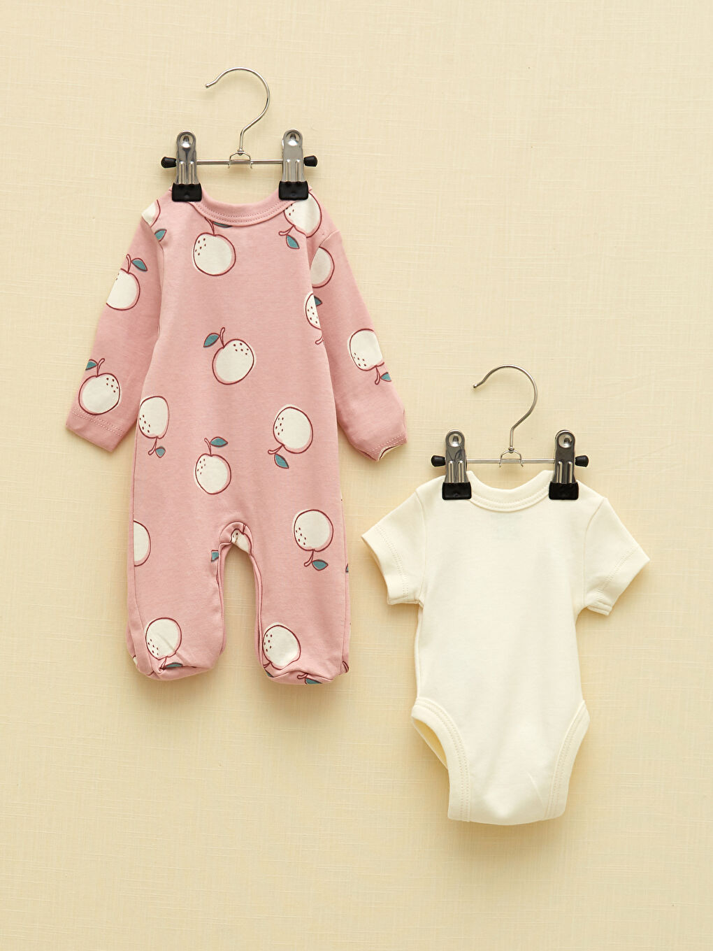 Pembe Baskılı Kız Bebek Hastane Çıkış Seti-2