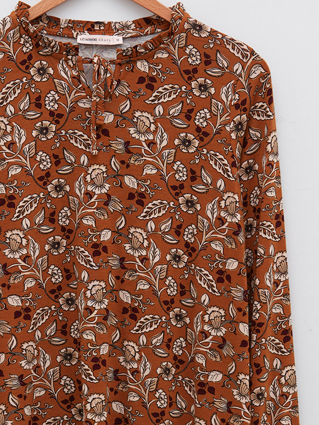 Sarı Bağlamalı Yaka Desenli Uzun Kollu Kadın Bluz-7