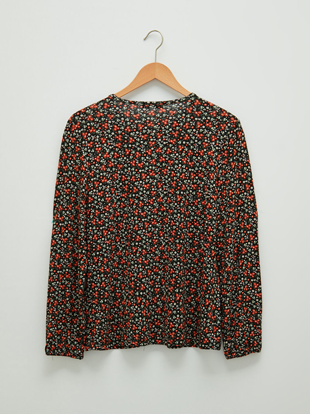 Yeşil Bağlamalı Yaka Nakışlı Uzun Kollu Kadın Bluz-5