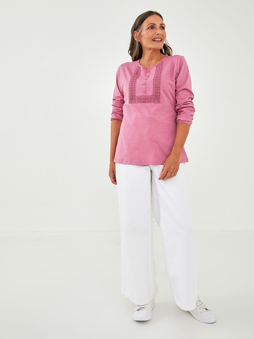 Crew Neck Embroidered Long Sleeve Cotton Women's Blouse-1