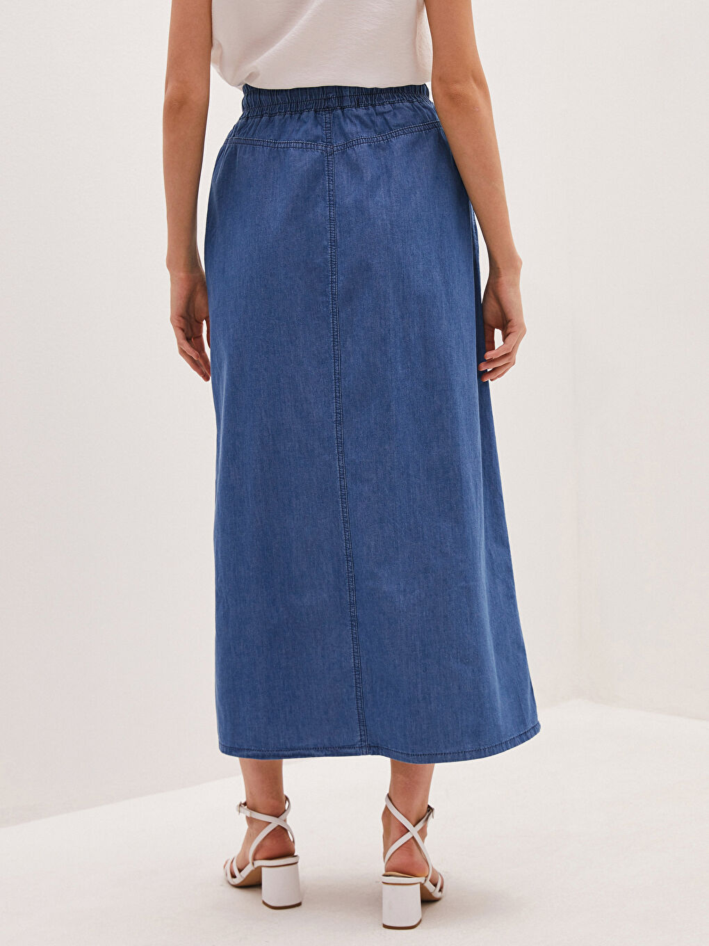 Elastic Waist Wide Fit Women Jean Skirt-3