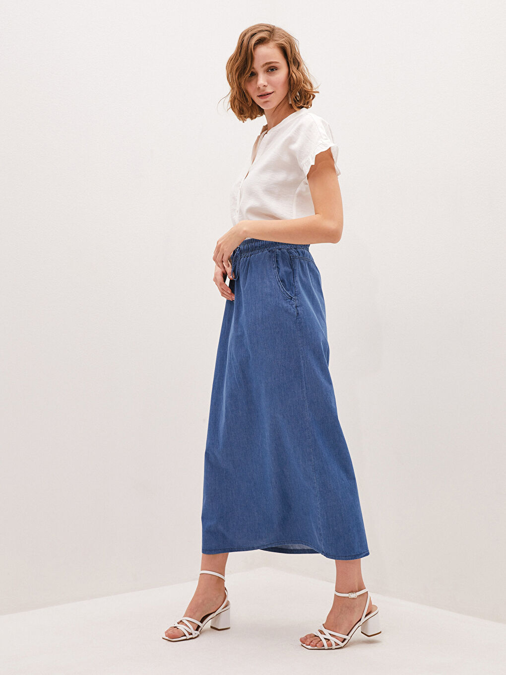 Elastic Waist Wide Fit Women Jean Skirt-4