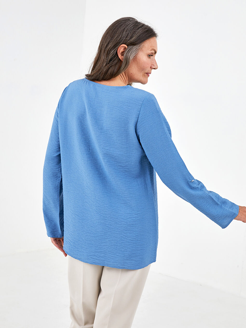 Notch Neck Plain Long Sleeve Women's Blouse-3