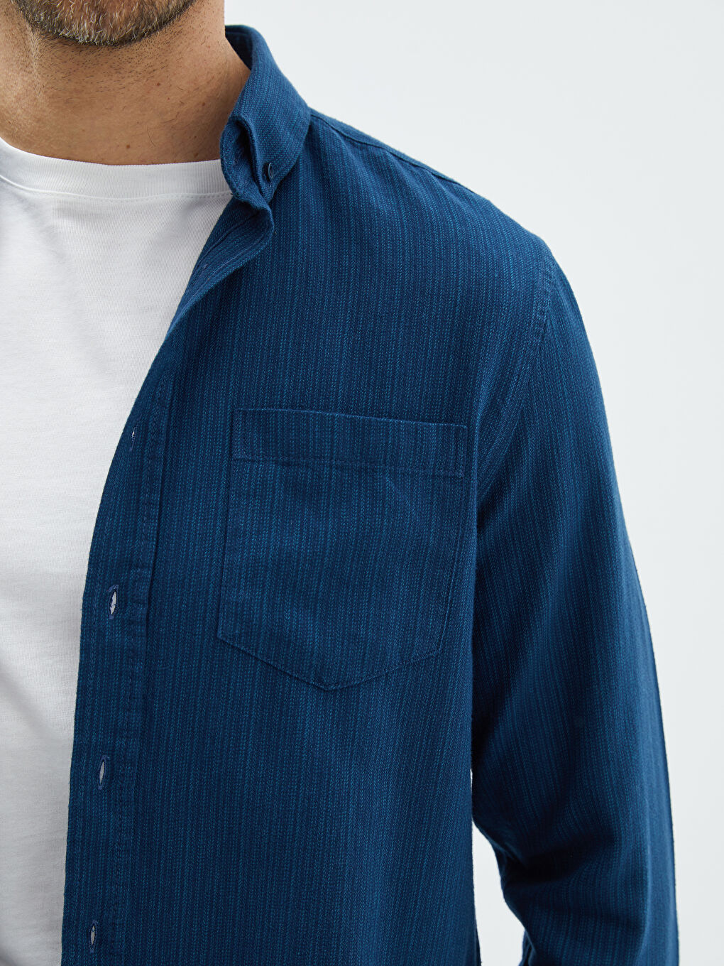 Чоловіча смугаста сорочка класичного крою з довгими рукавами-3