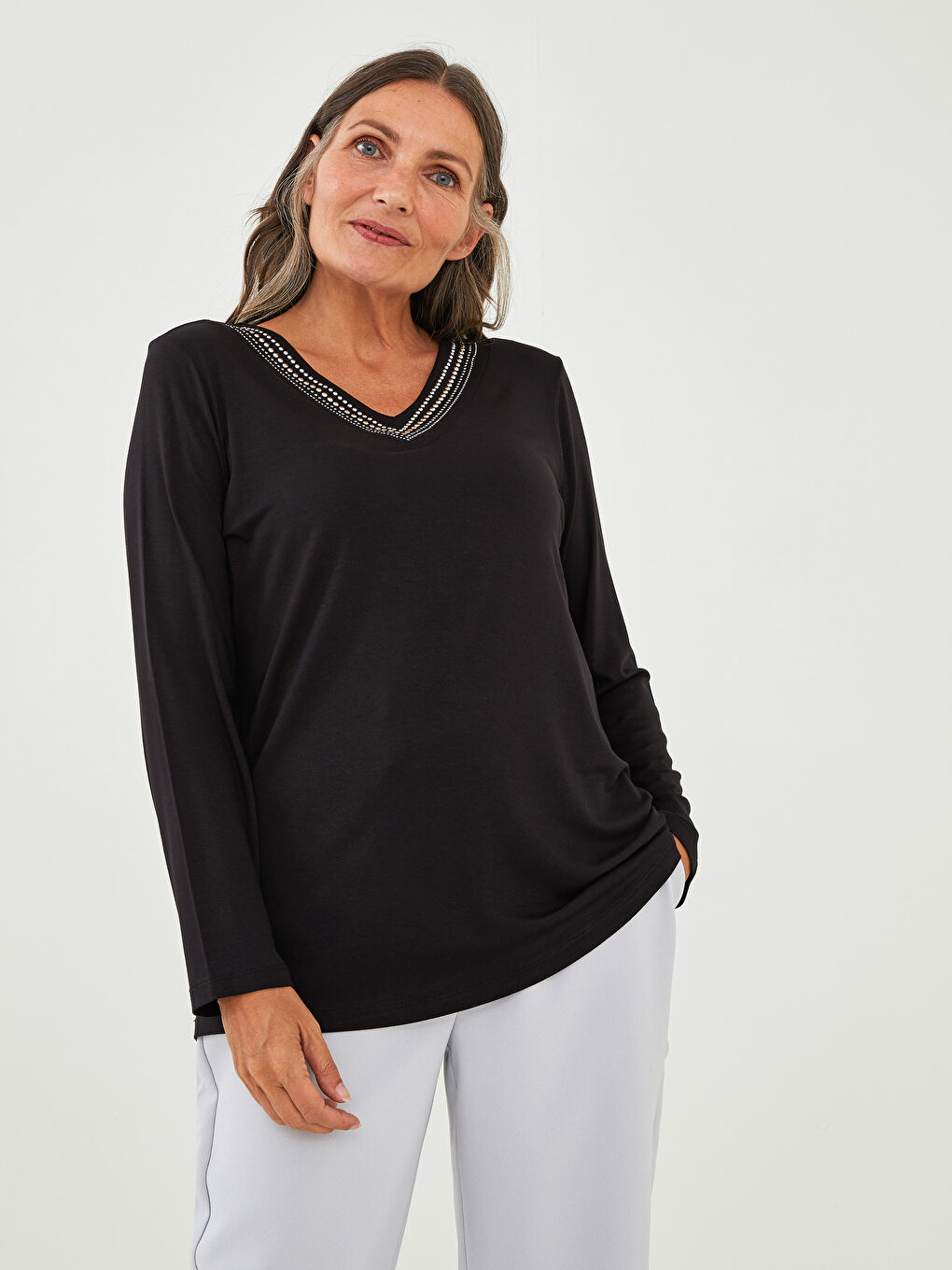 V Neck Stone Printed Long Sleeve Viscose Women's Blouse-3