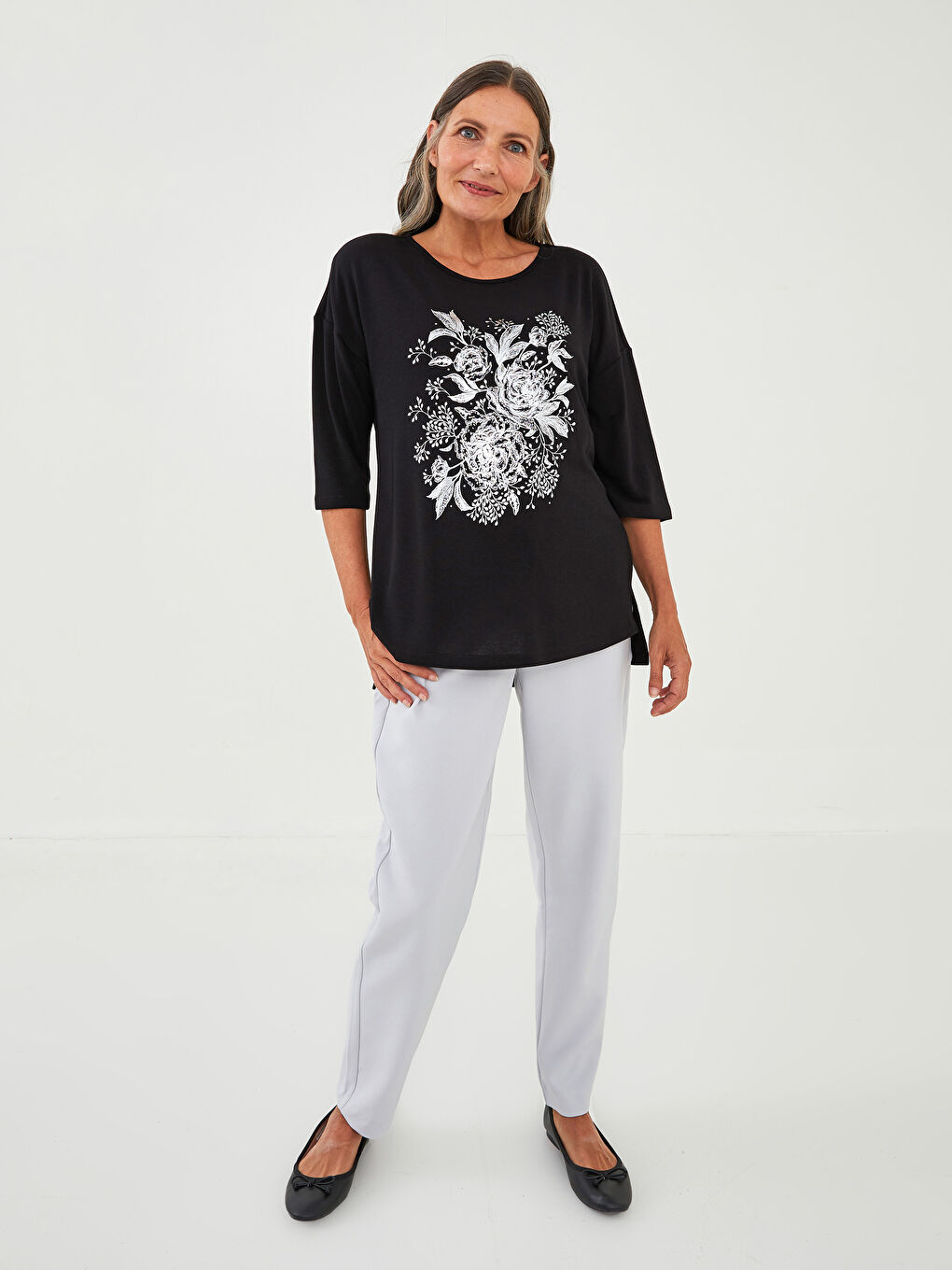 Crew Neck Floral Printed Women's Blouse-2