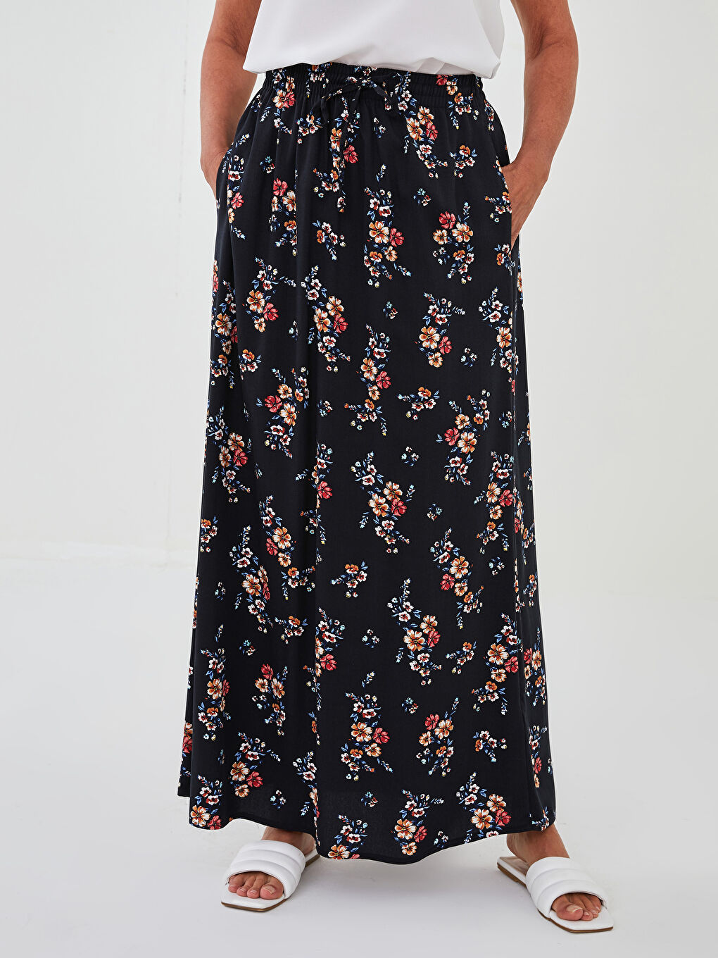Elastic Waist Flower A-Cut Belmando Fabric Women's Skirt-2