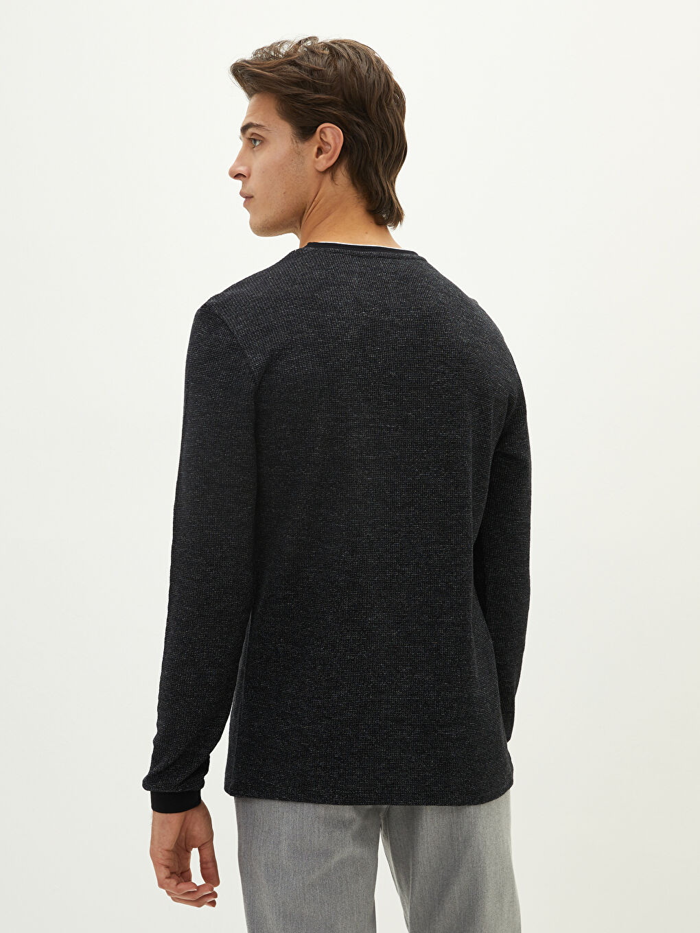 Ерлерге арналған ұзын жеңді дөңгелек жағалы свитшот-4