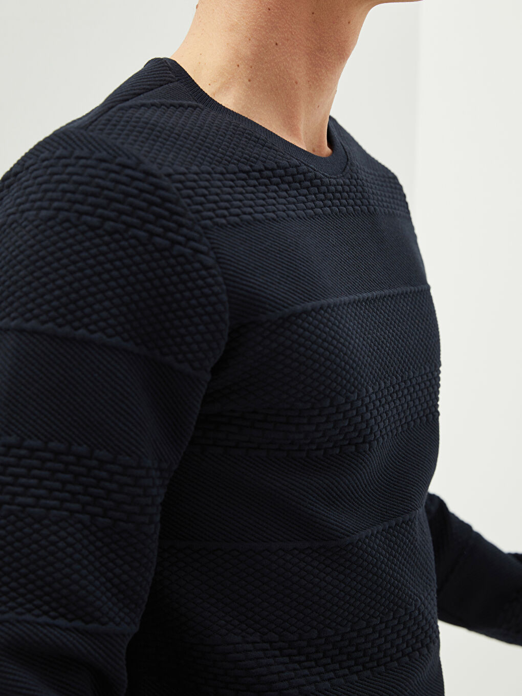 Мужская толстовка с круглым вырезом и длинными рукавами-3