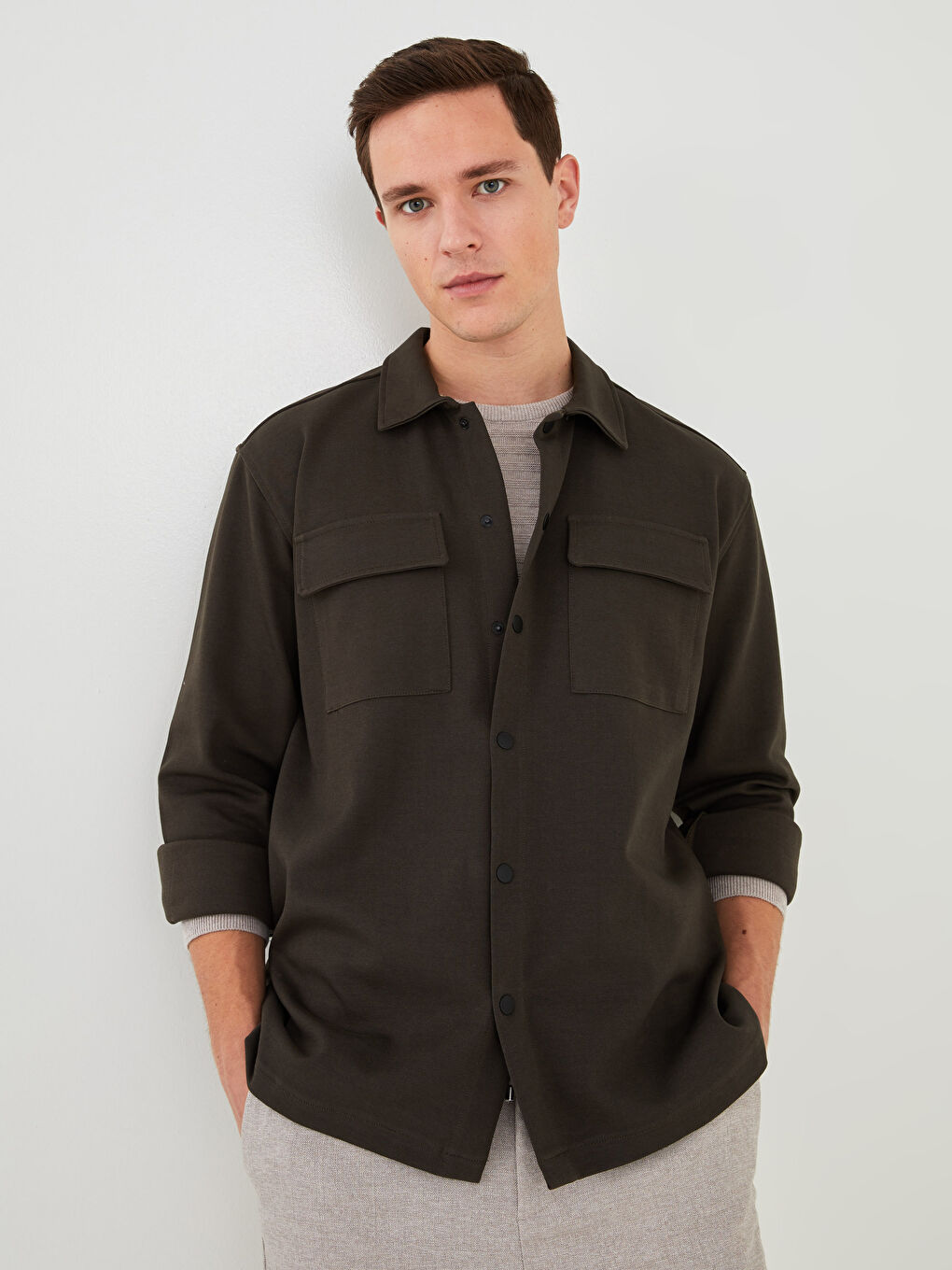Haki Rahat Kalıp Uzun Kollu Erkek Gömlek Ceket