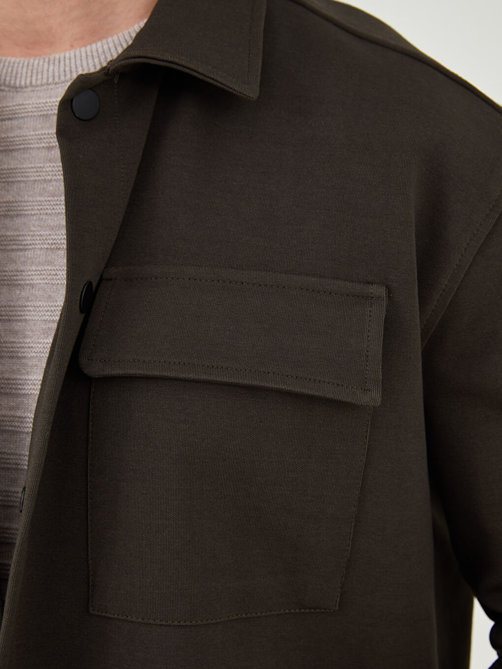 Haki Rahat Kalıp Uzun Kollu Erkek Gömlek Ceket-3