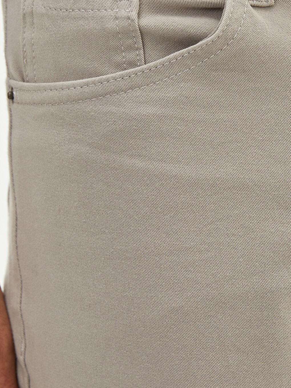 Slim Fit Gabardine Men's Chino Pants-2