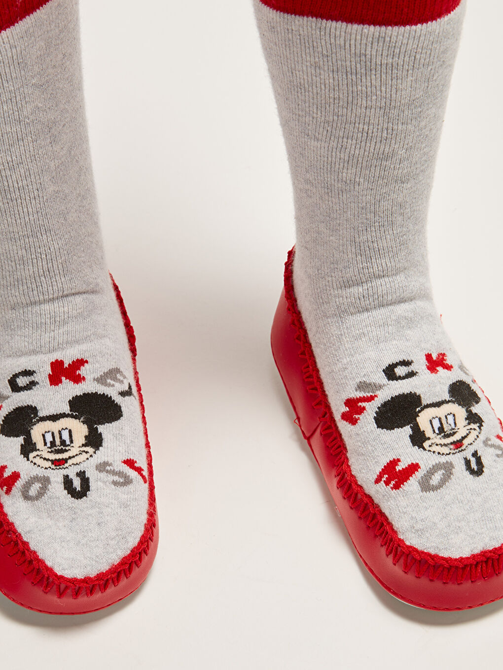 Chaussettes de maison imprimées Mickey Mouse pour garçon bébé-3