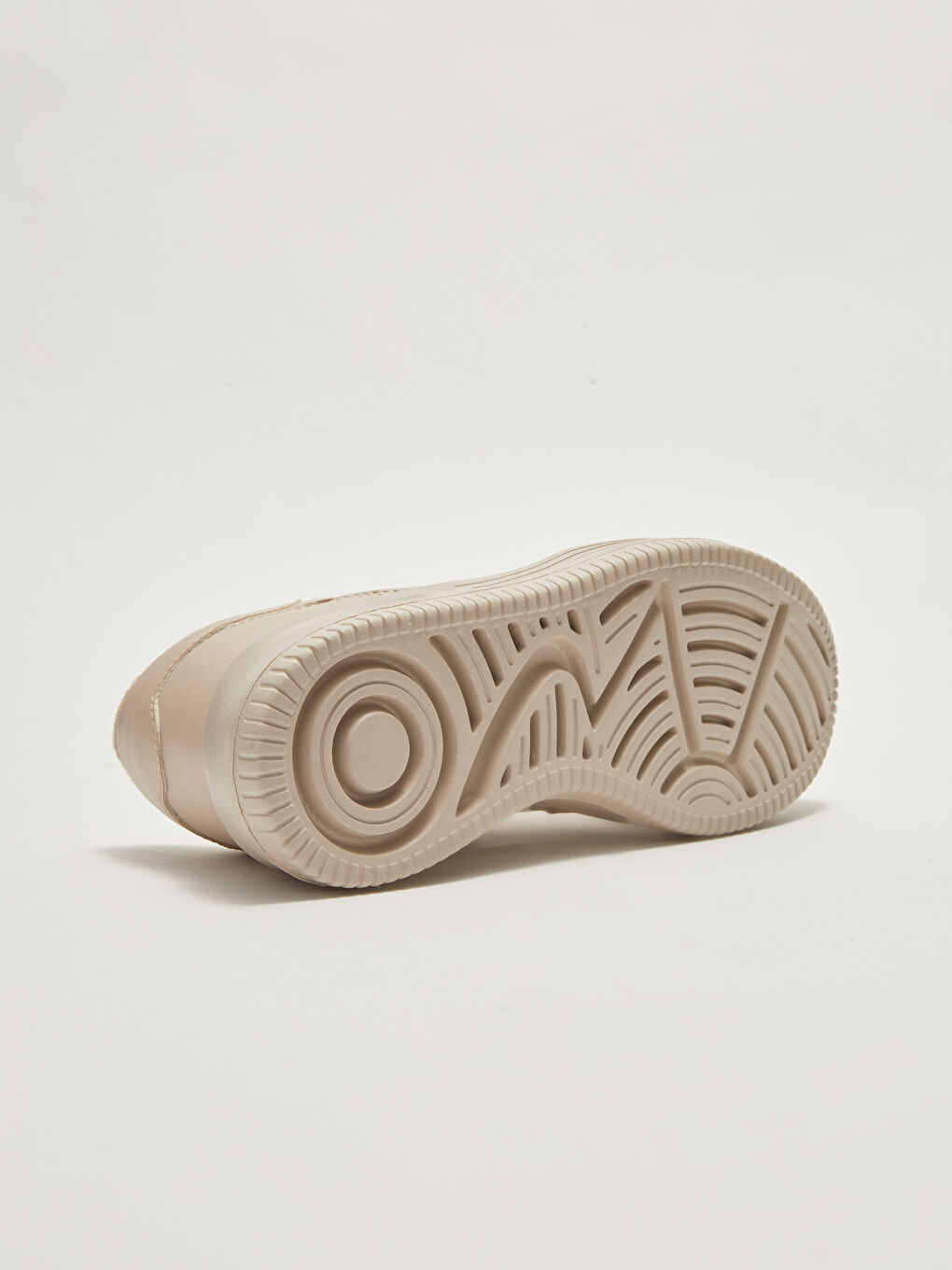 Bej Deri Görünümlü Kalın Taban Bağcıklı Kadın Spor Ayakkabı-3