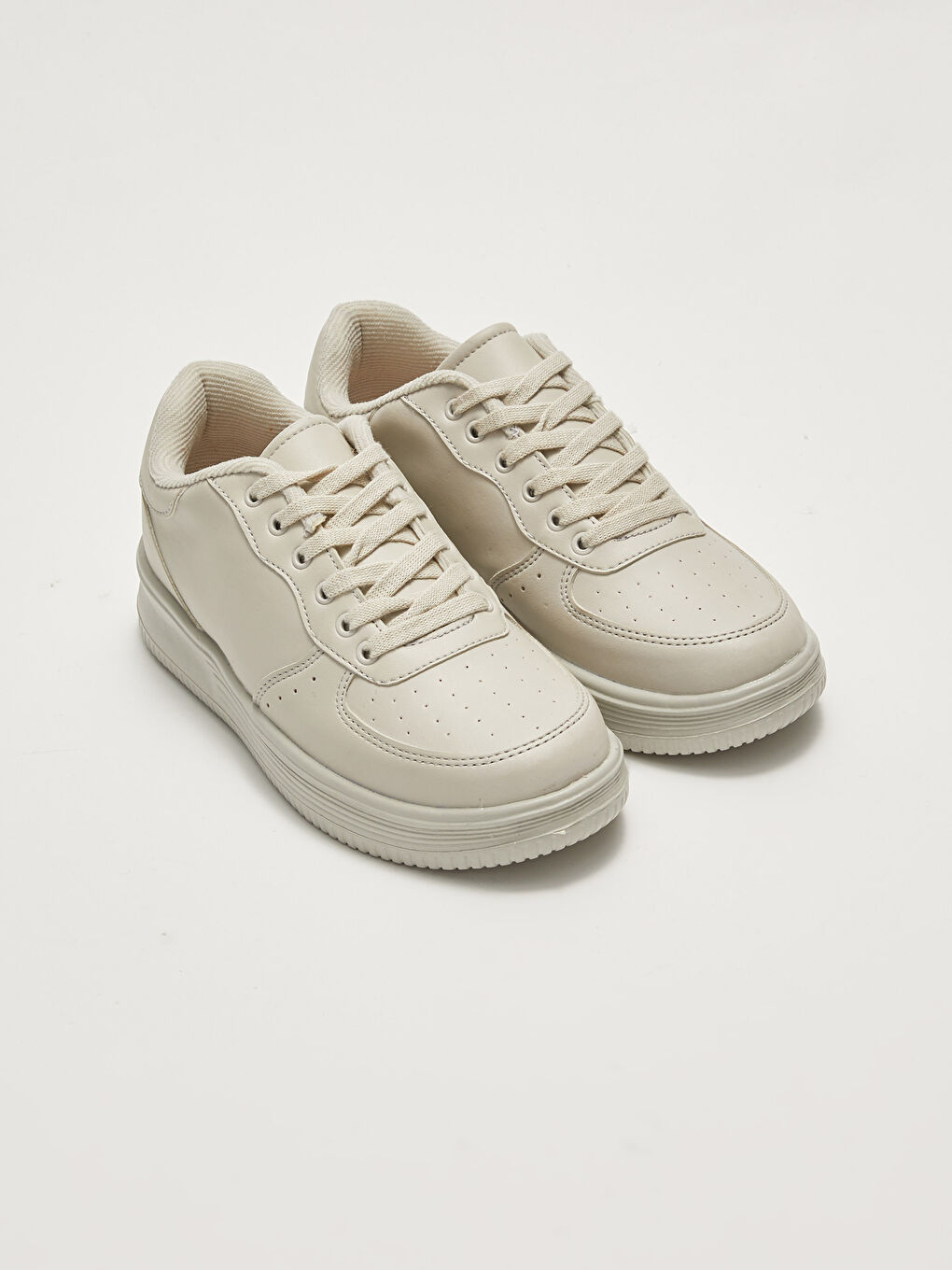 Әйелдерге арналған былғары көріністі қалың табанды баулы кроссовкалар