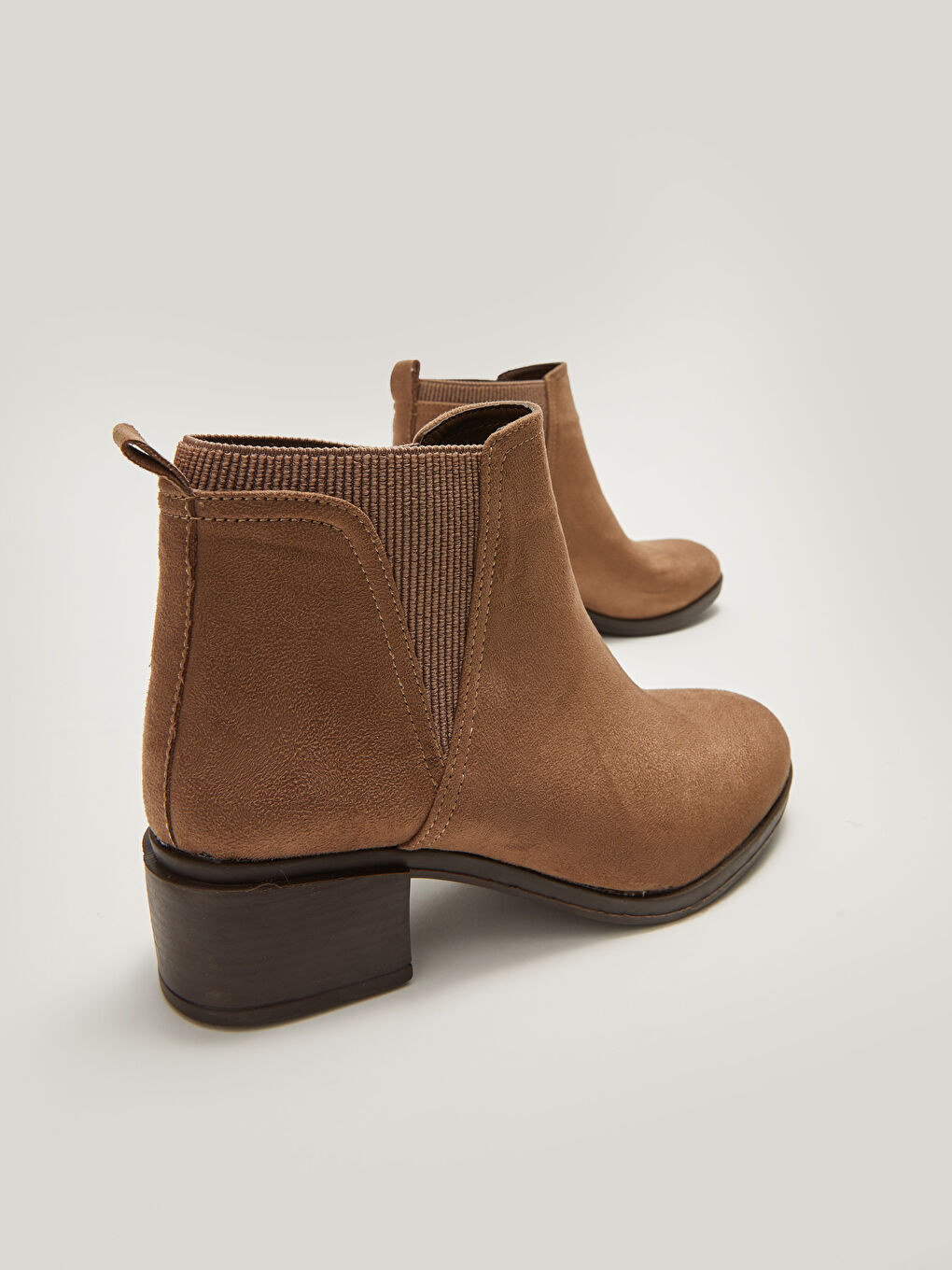 Kahverengi Süet Yanları Lastikli Topuklu Kadın Bot-4