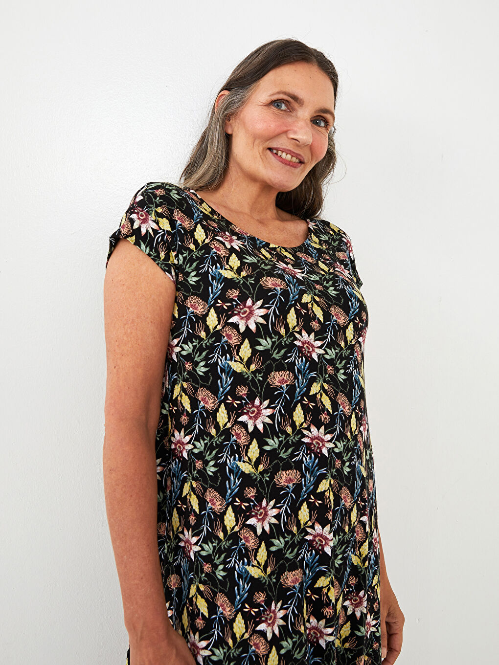 Crew Neck Floral A-Line Short Sleeve Women's Dress-3