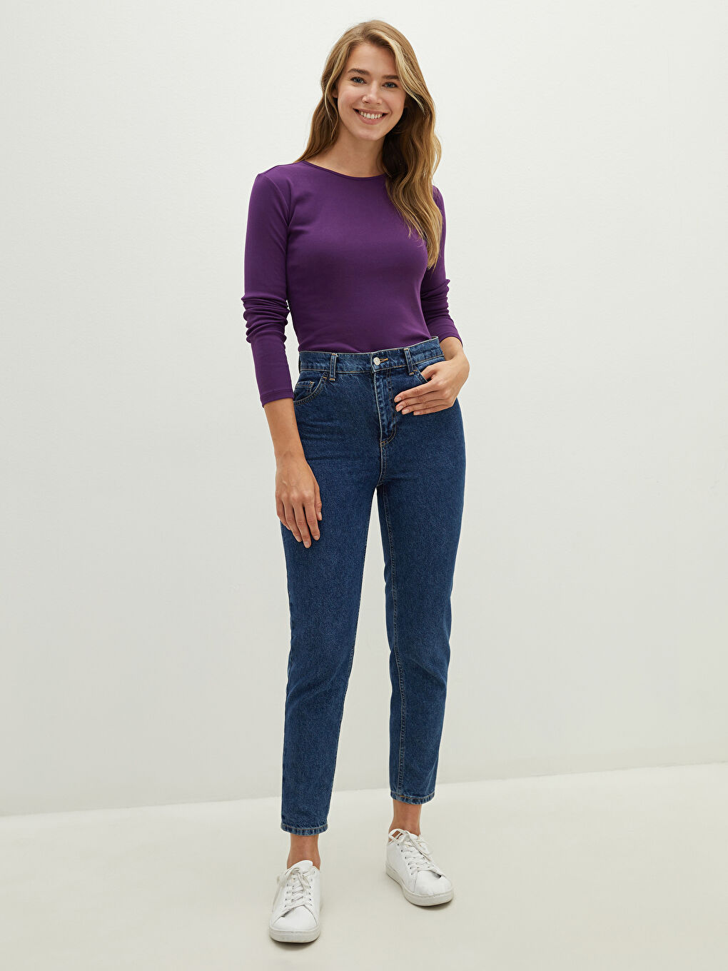 Crew Neck Regular Long Sleeve Cotton Women's T-shirt-2