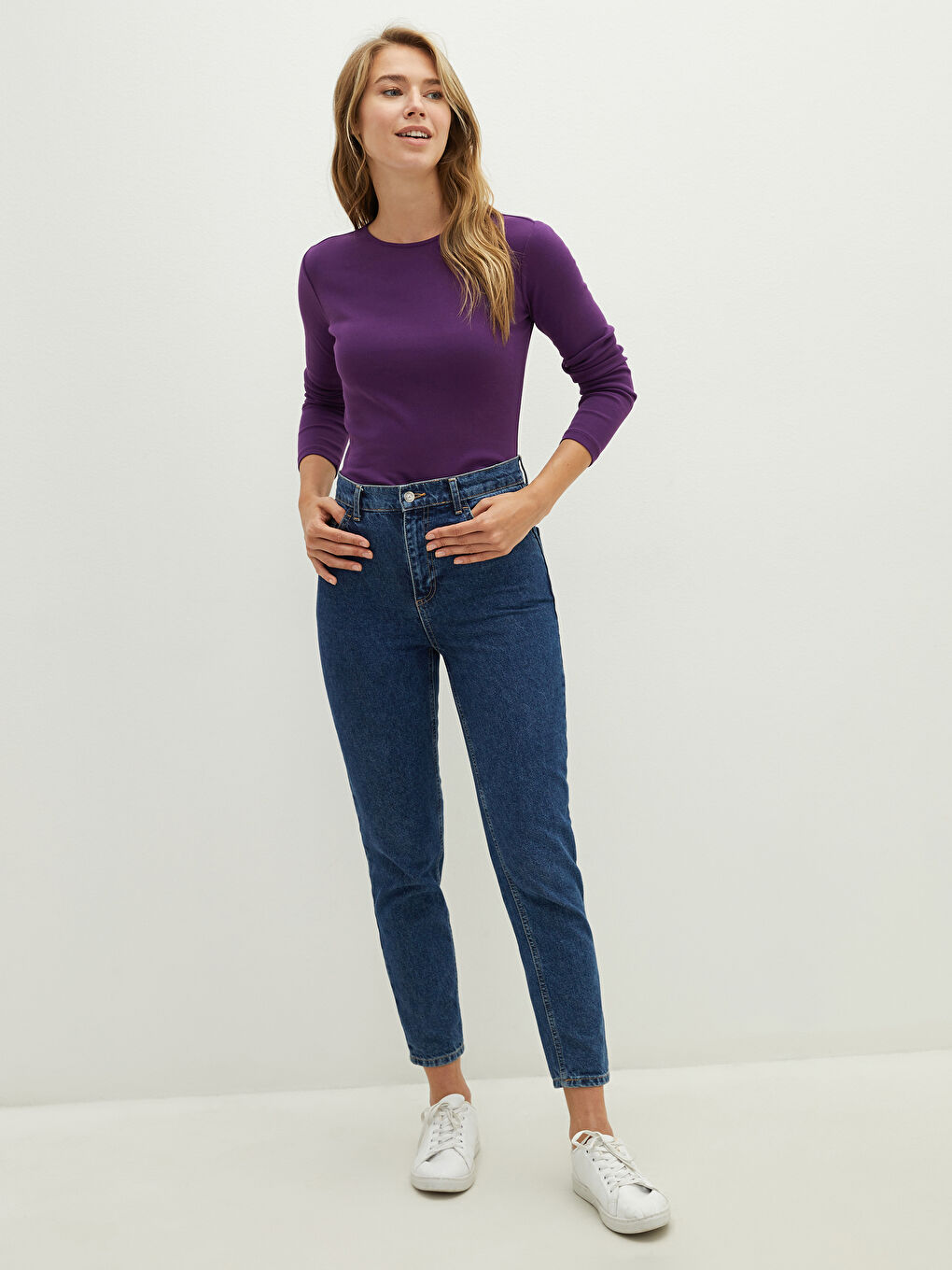 Crew Neck Regular Long Sleeve Cotton Women's T-shirt-3