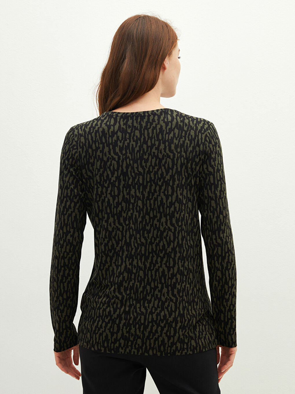 Haki Bisiklet Yaka Desenli Uzun Kollu Kadın Tişört-4