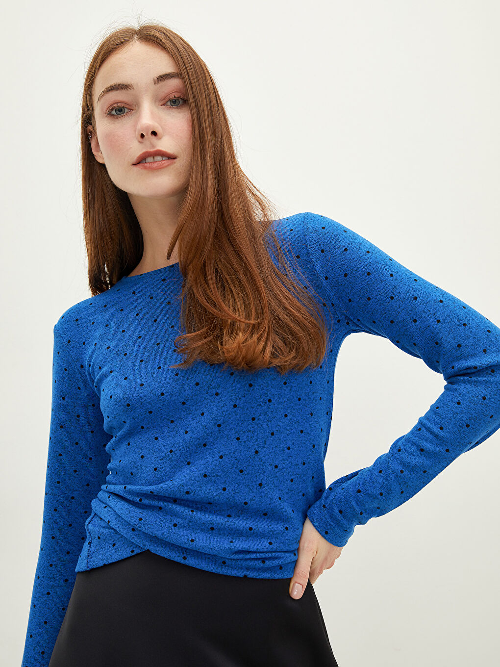 Mavi Bisiklet Yaka Puantiyeli Uzun Kollu Kadın Tişört