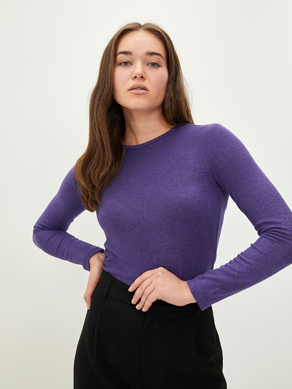 Crew Neck Plain Long Sleeve Women's T-Shirt-1