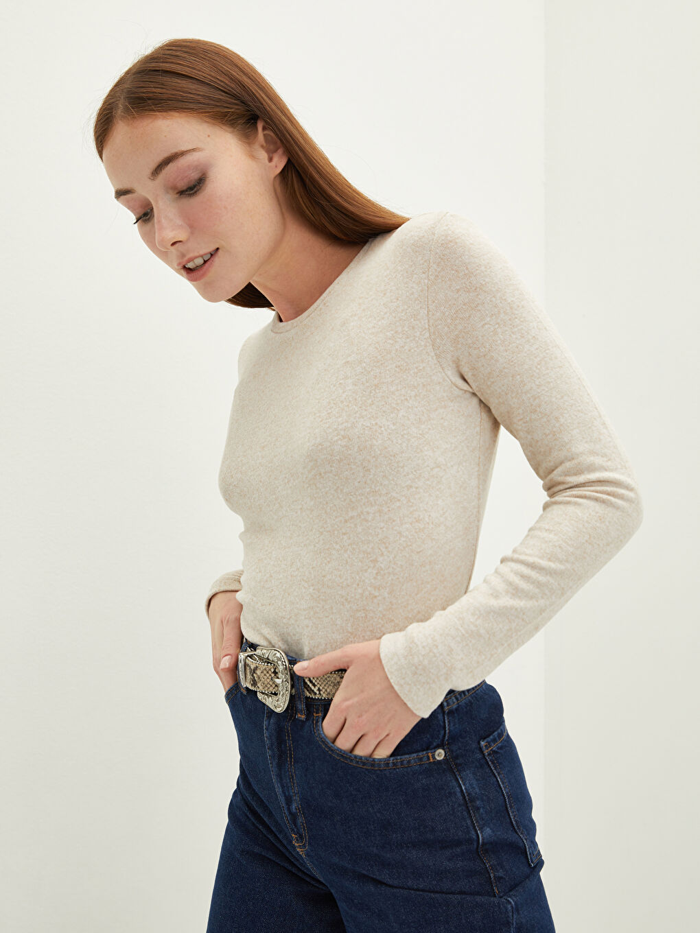 T-shirt à manches longues uni à col rond pour Femmes-1