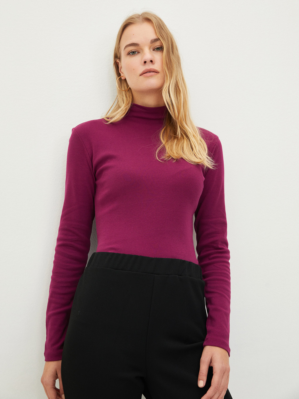 Stehkragen Gerade Langarm Baumwolle T-shirt Für Damen-1