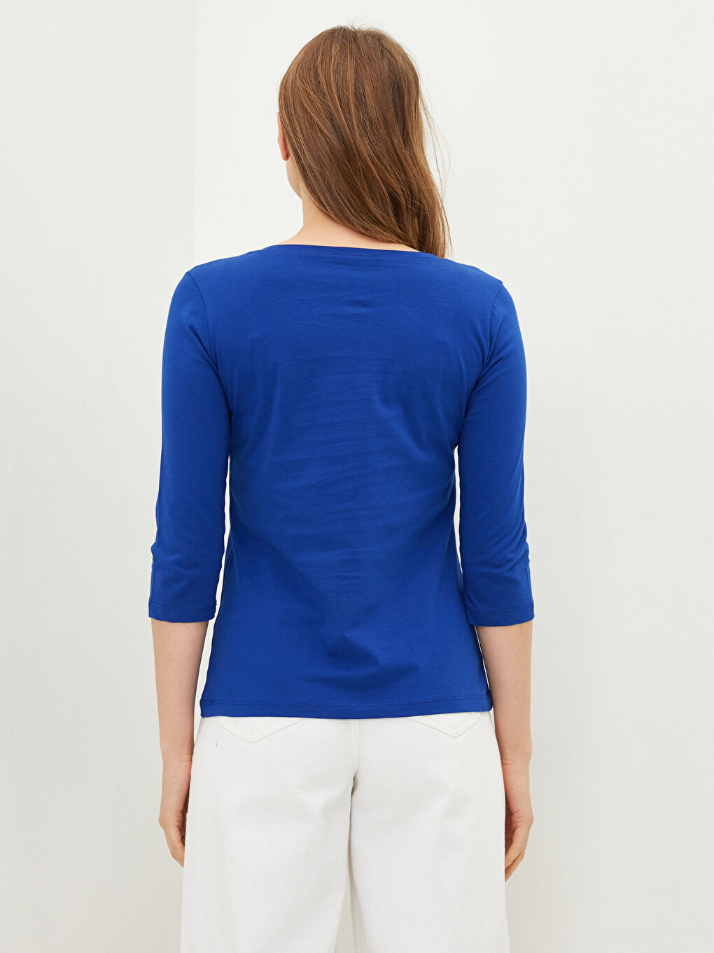 بلوزة قطنية سادة برقبة دائرية للسيدات-3