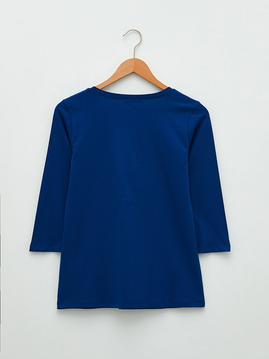 بلوزة قطنية سادة برقبة دائرية للسيدات-5