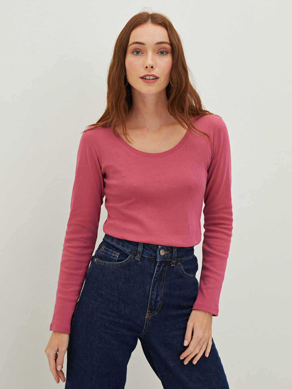 Pembe U Yaka Düz Uzun Kollu Pamuklu Kadın Tişört-1