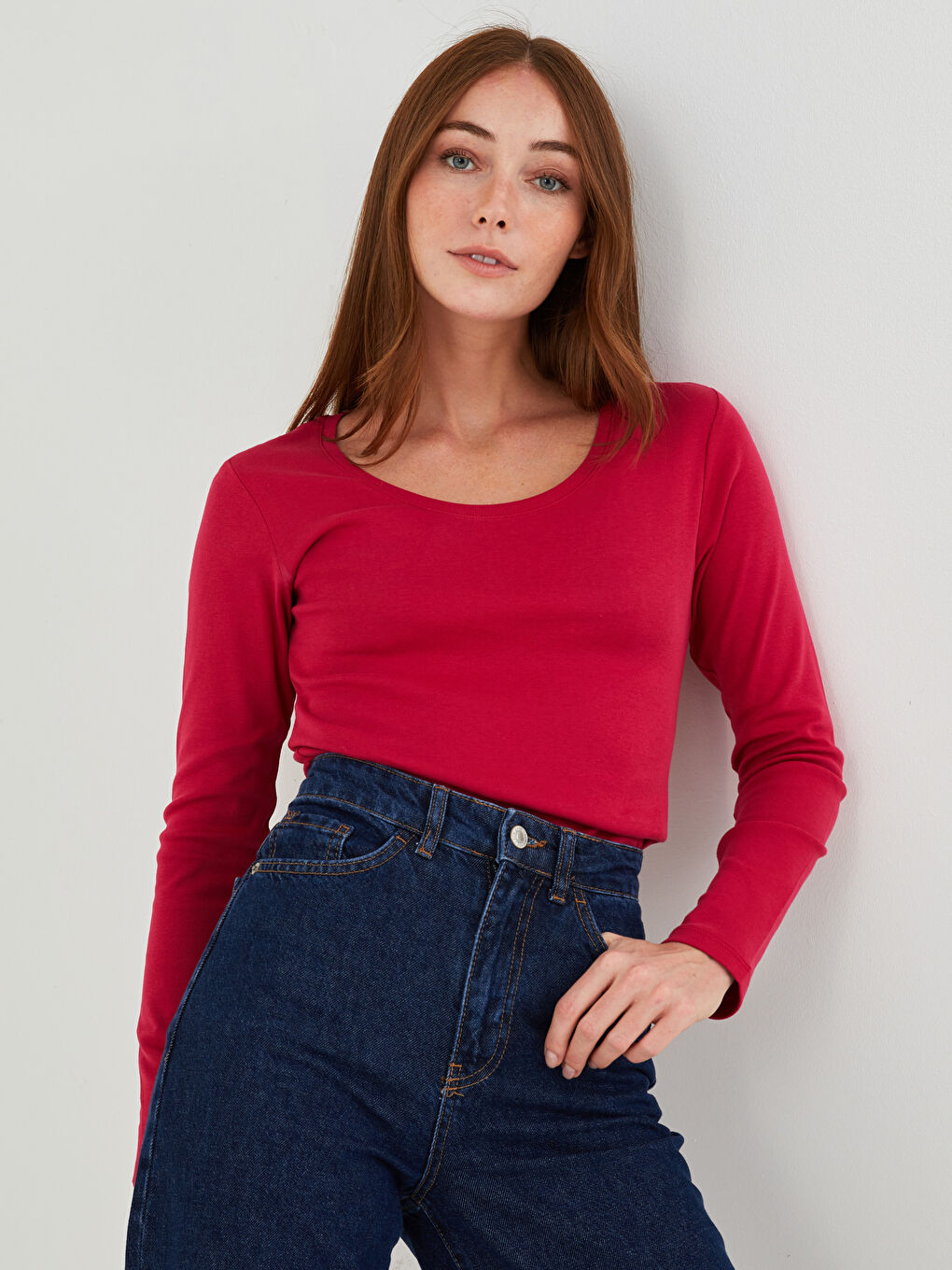 Women's U-Neck Plain Long Sleeve Cotton T-Shirt-3