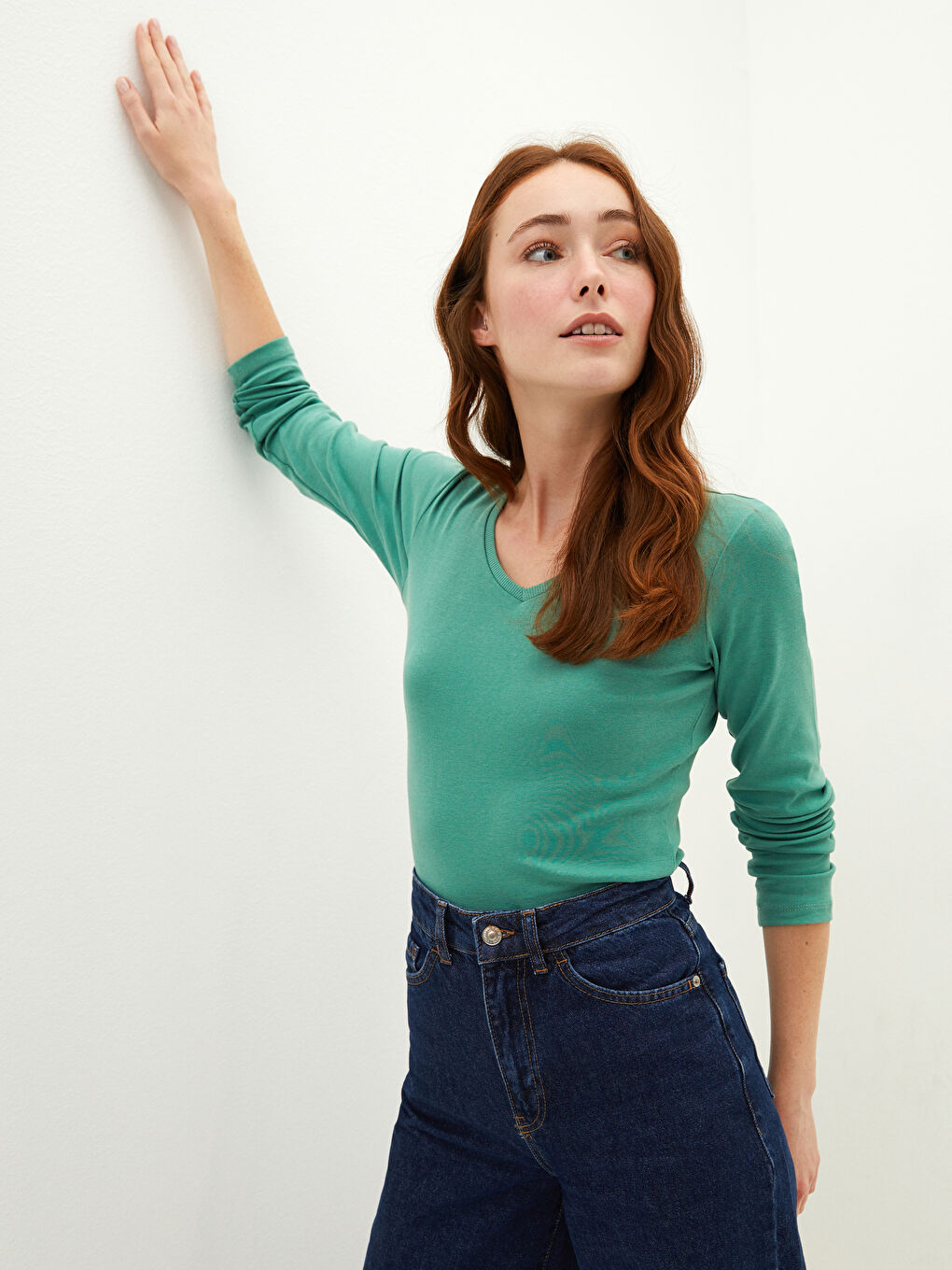 Футболка Женская С Длинным Рукавом Однотонная С V-Образным Вырезом Из Рифленой Ткани-4