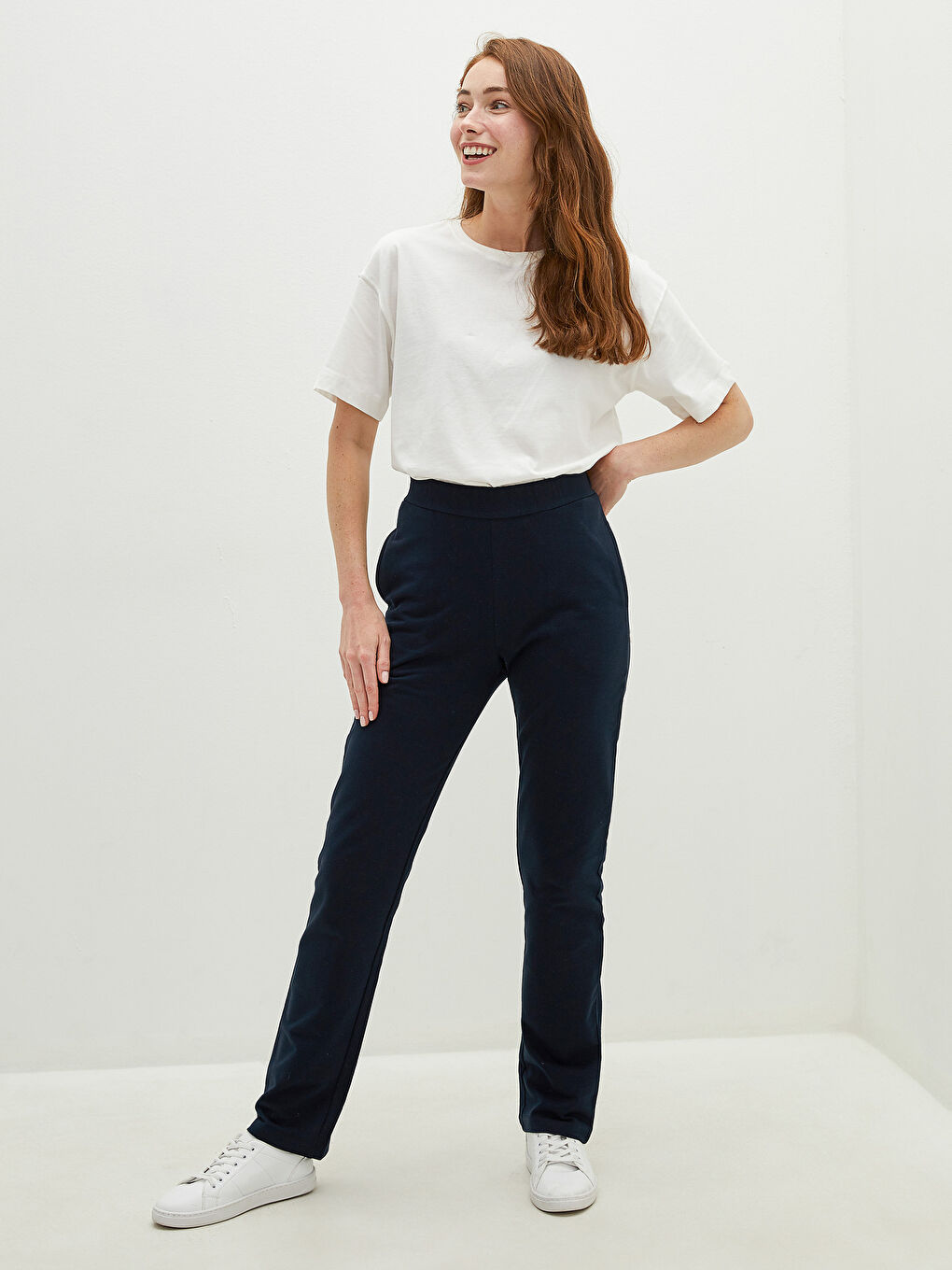 Lacivert Beli Lastikli Düz Cep Detaylı Pamuklu Kadın Eşofman Altı-2