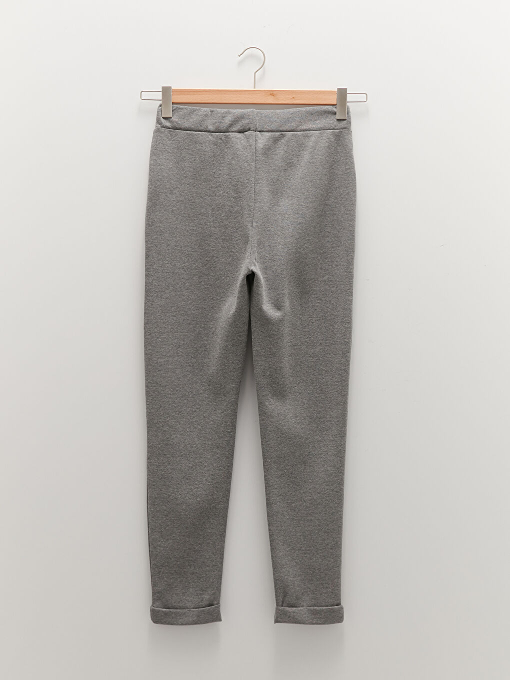LCWAIKIKI Basic Elastic Waist Regular Pocket Detailed Women's Sweatpants -W13915Z8-D3A