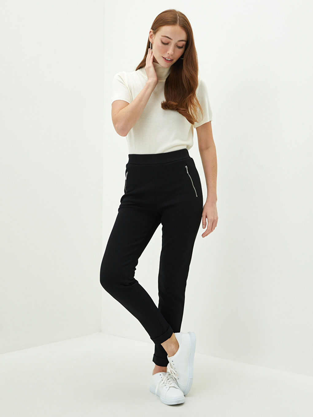 Elastic Waist Regular Pocket Detailed Women's Sweatpants-1