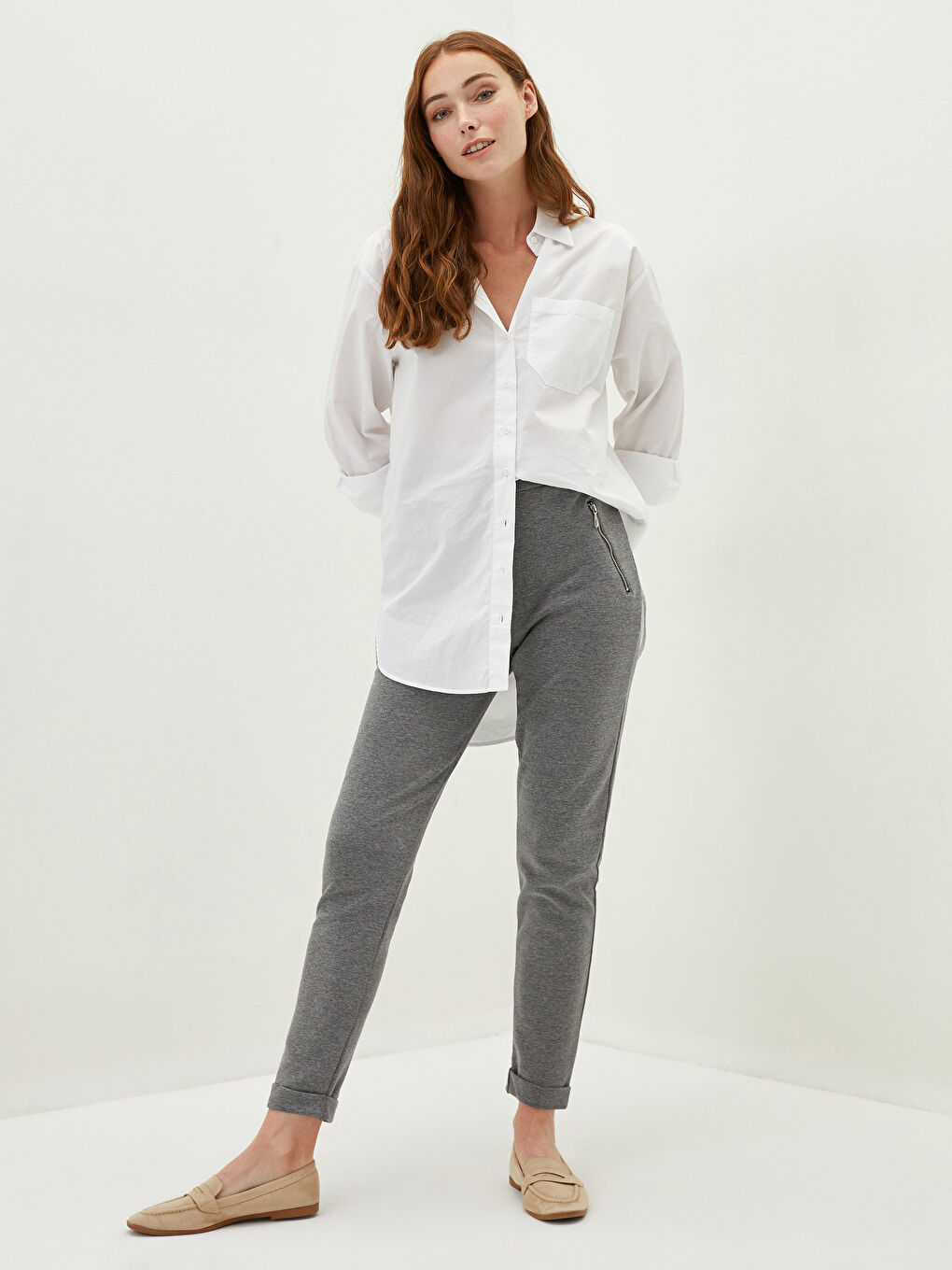 LCWAIKIKI Basic Elastic Waist Regular Pocket Detailed Women's Sweatpants -W13915Z8-D3A