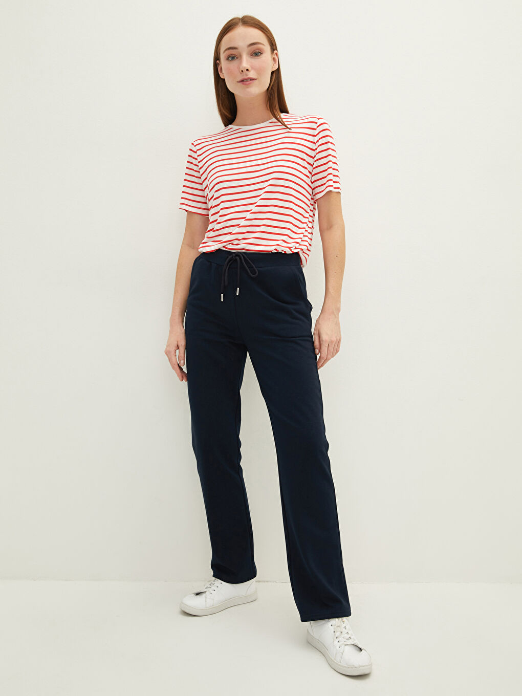 Lacivert Beli Lastikli Düz Cep Detaylı Kadın Eşofman Altı-1