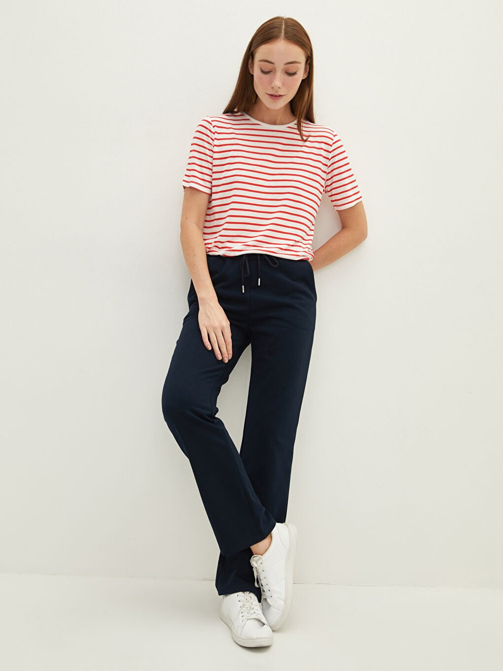 Lacivert Beli Lastikli Düz Cep Detaylı Kadın Eşofman Altı-2