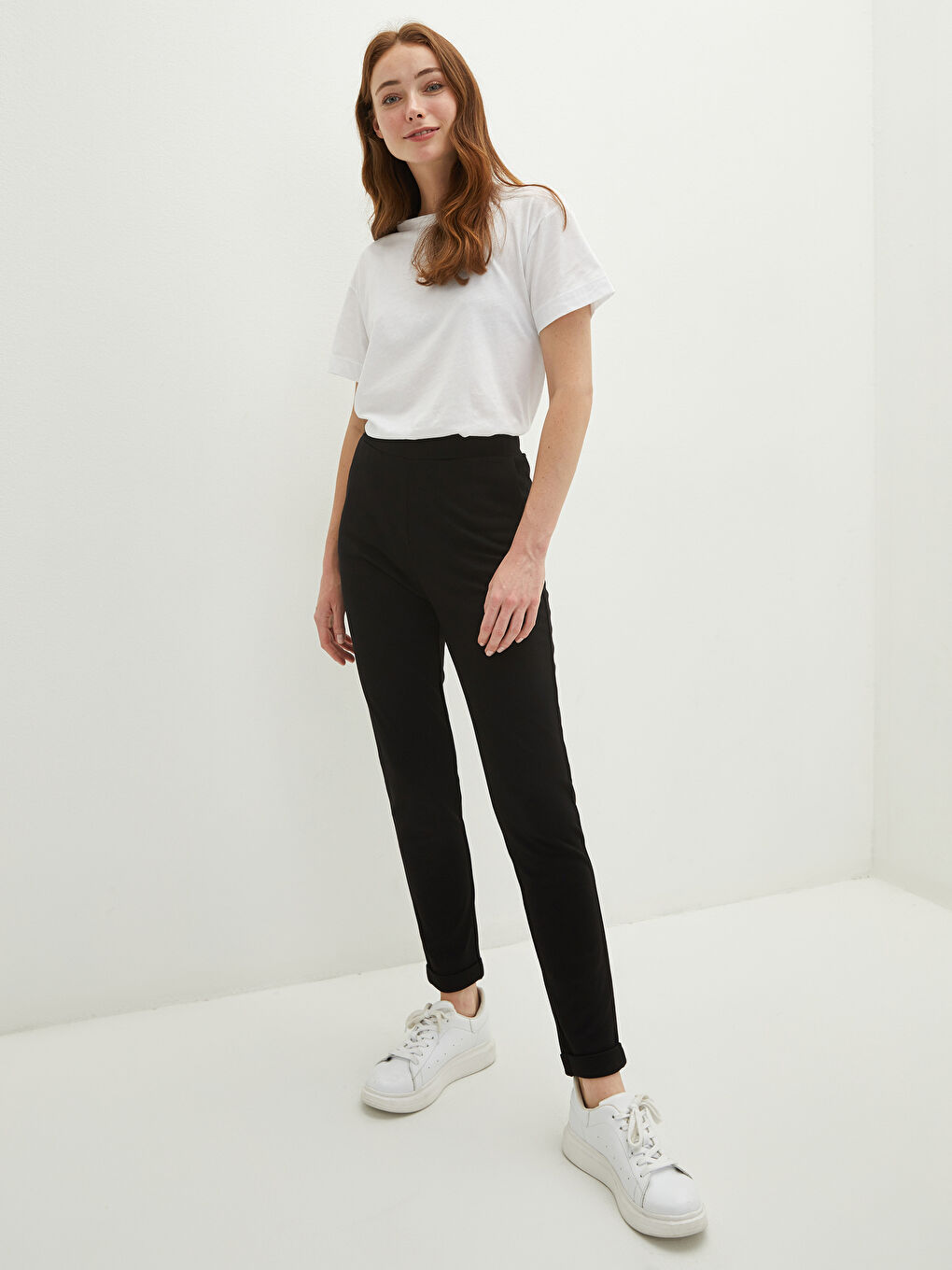 Elastic Waist Regular Pocket Detailed Women's Trousers