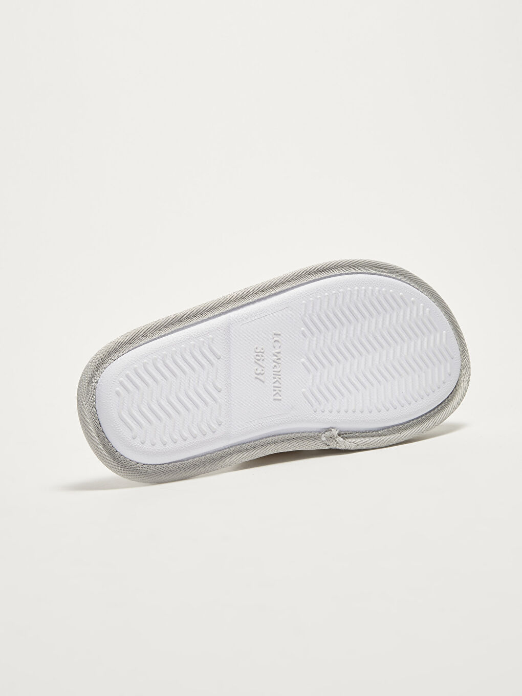 LCW STEPS Hausschuhe für Damen mit geschlossener Vorderseite und Schleifendetail -W14063Z8-RRX