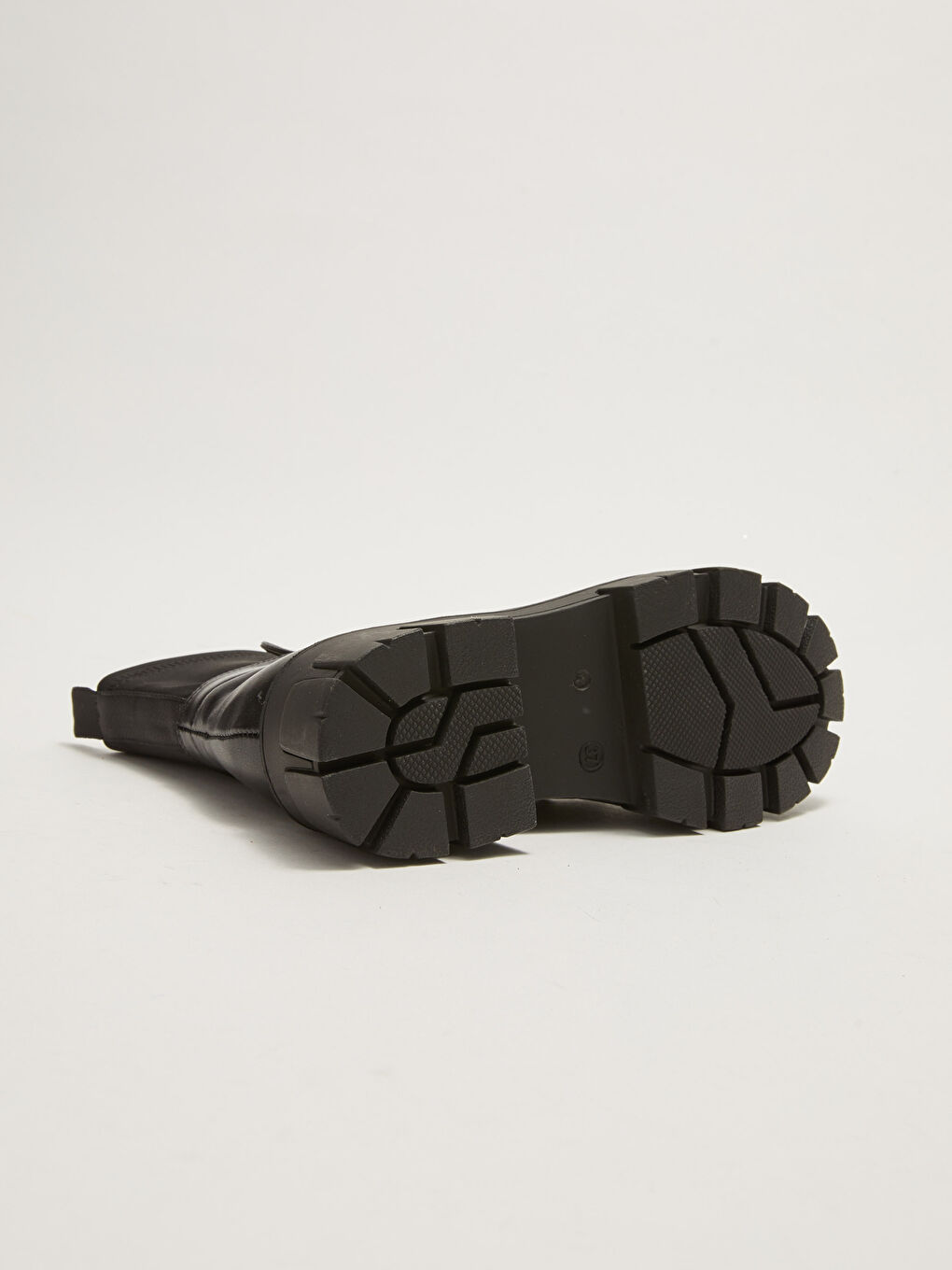 Leather Look Zippered Thick Sole Women's Boots-1