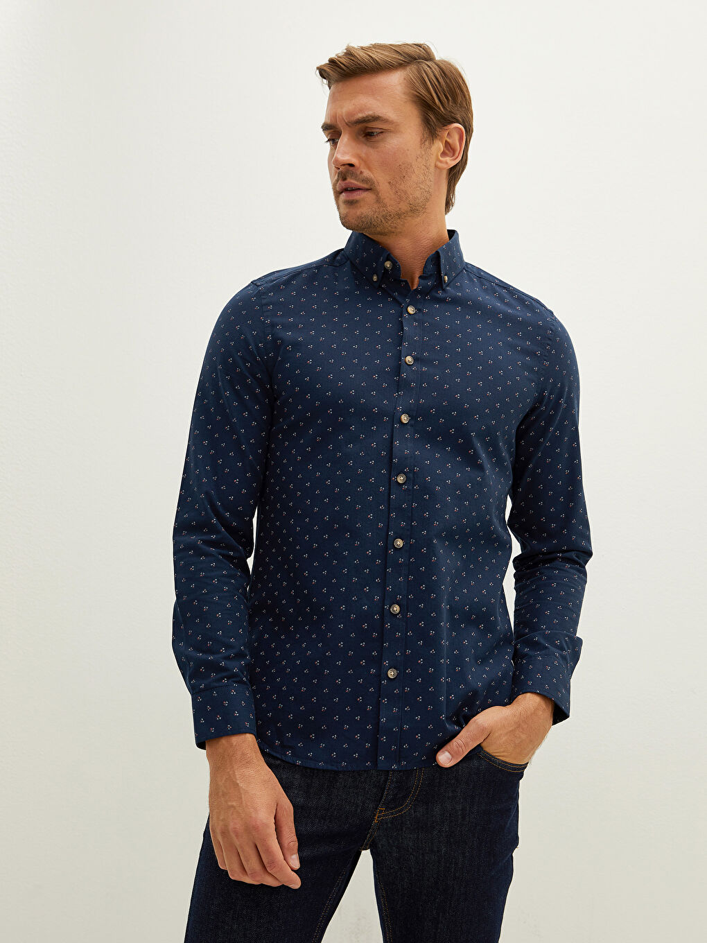 ерлерге арналған тар пішім ұзын жең өрнекті жейде-1