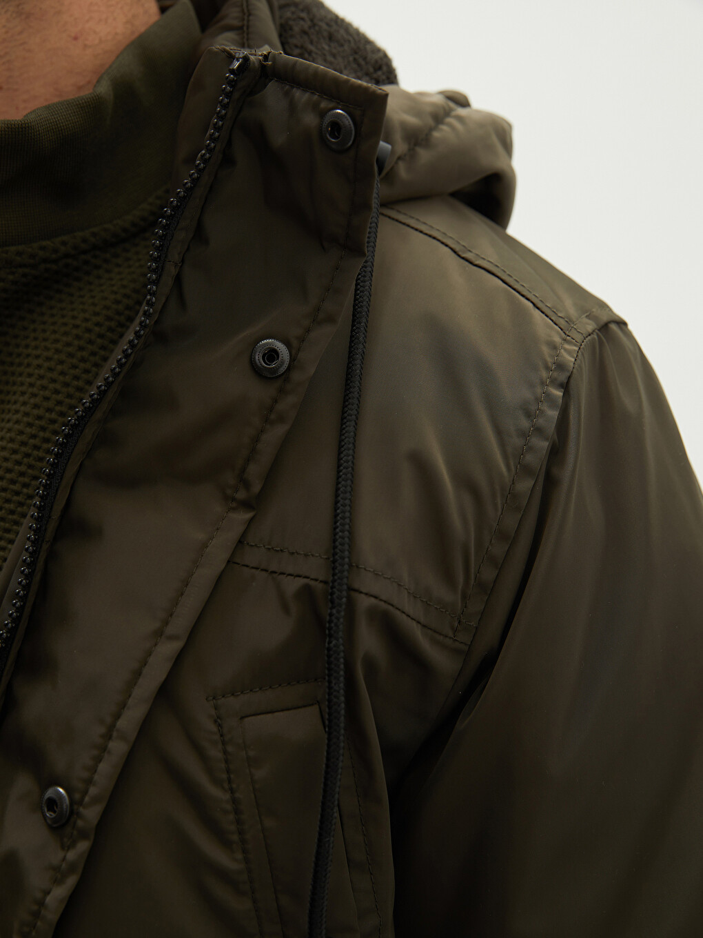 Standard Pattern Hooded Thick Men's Parka-3
